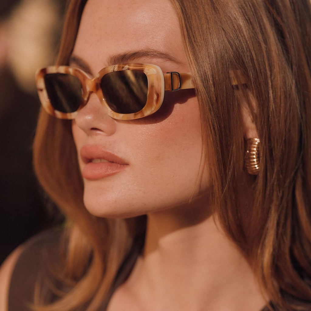 Daphne by DIFF Polarized Sunglasses Close-Up on Model